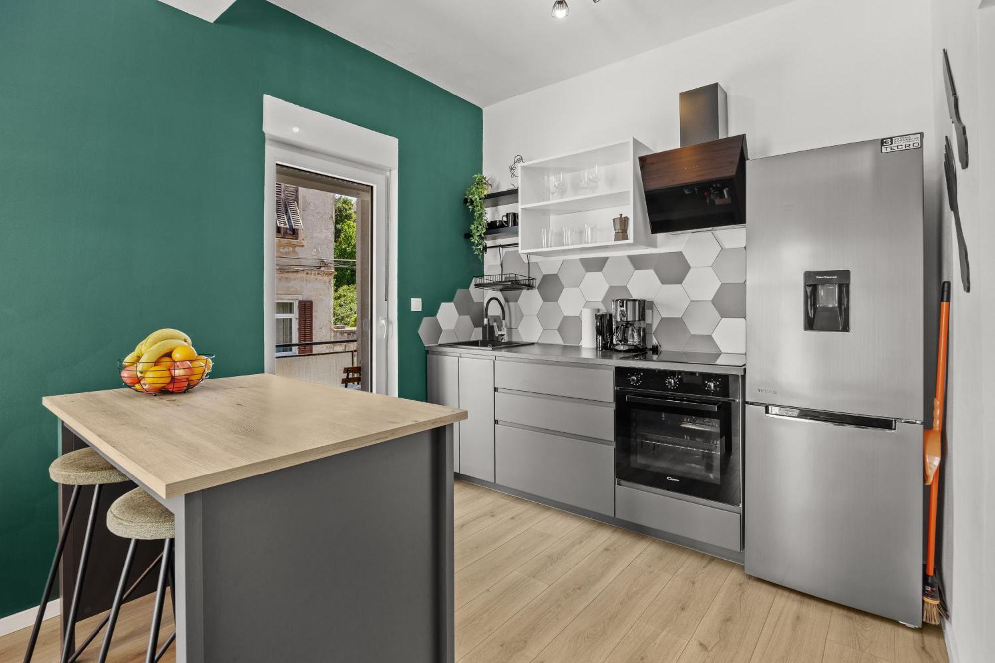 Green Oasis New Apartment Pula Exterior photo