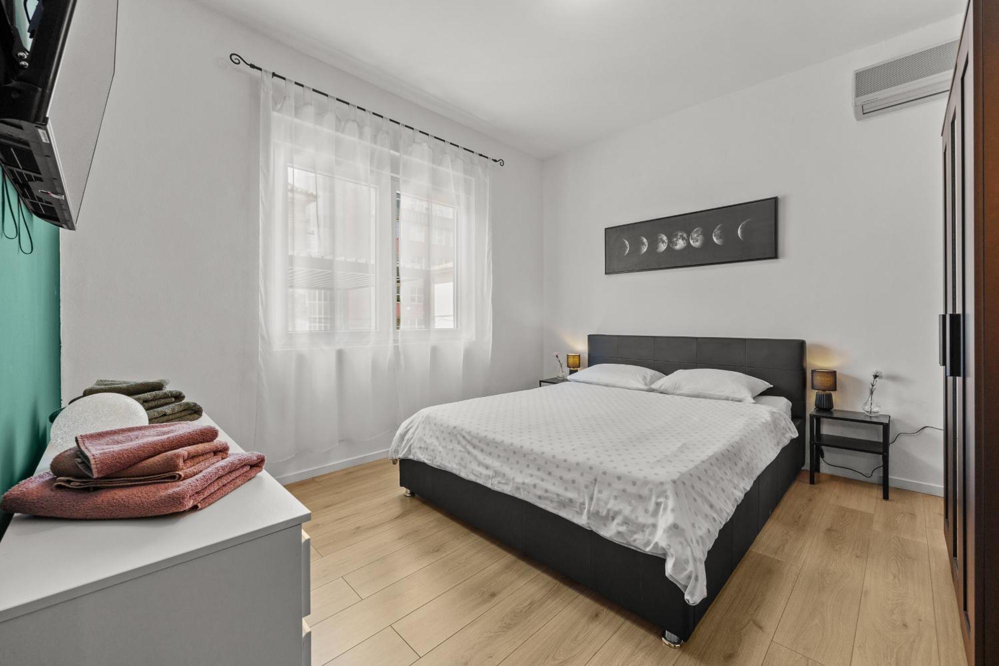 Green Oasis New Apartment Pula Exterior photo